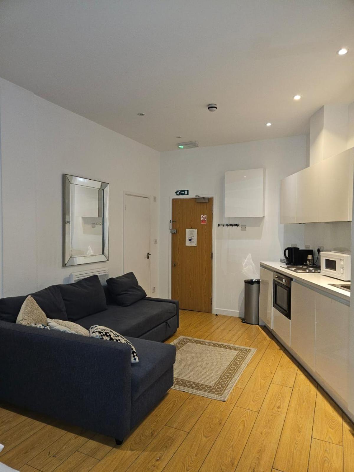 Classic Studio For 4 In Piccadilly Soho Central London Vr3 מראה חיצוני תמונה